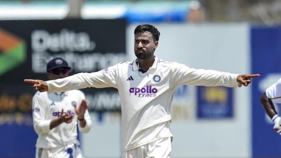 Cheteshwar Pujara wants Manav Suthar to brave the lure of IPL