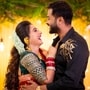 মায়ের বিয়ের বেনারসি পরে আইনি বিয়ে সারলেন ‘ডায়মন্ড দিদি’, ডোনার বরকে চেনেন?