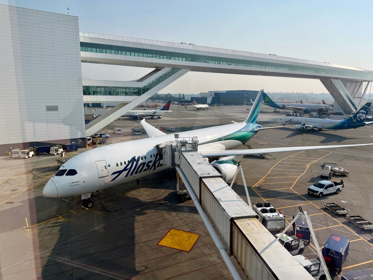 Alaska serves Rome and London from Seattle with a Boeing 787 Dreamliner. Alaska serves Rome and London from Seattle with a Boeing 787 Dreamliner.