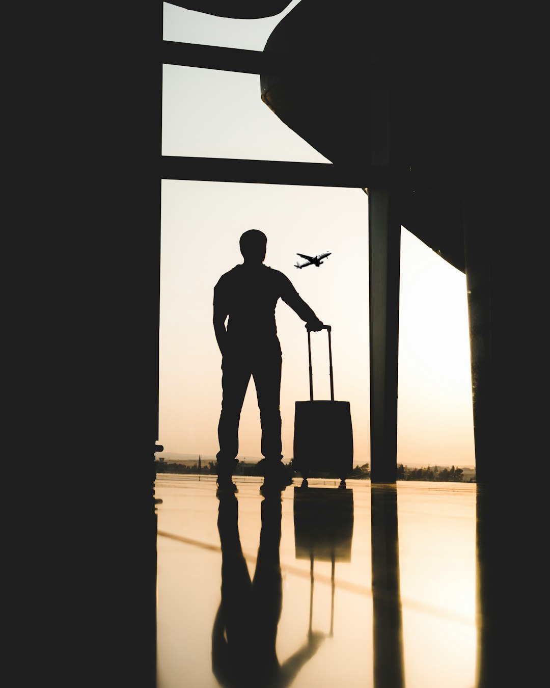 Separate airline tickets may appear cheaper, but they can become costly if delays cause you to miss your onward flight. (Unsplash) Separate airline tickets may appear cheaper, but they can become costly if delays cause you to miss your onward flight. (Unsplash)