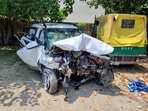 The driver alleged poor lighting, missing warning signs and a lack of reflective tape made the barriers difficult to spot at the U-turn. (Parveen Kumar/HT)