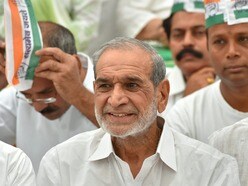 Former Congress MP Sajjan Kumar has died, Safdarjung Hospital authorities confirmed on Thursday, Aug 20