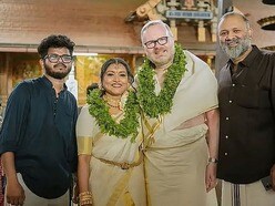 ভারতীয় সঙ্গীর স্বপ্ন পূরণ করলেন স্কটিশ MP