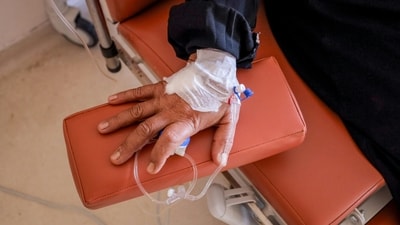 Chemotherapy, the current cancer treatment procedure, is known to damage healthy cells alongside the cancer cells in many cases. (Photo for representation) (Unsplash) Chemotherapy, the current cancer treatment procedure, is known to damage healthy cells alongside the cancer cells in many cases. (Photo for representation) (Unsplash)
