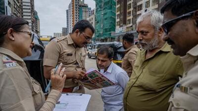 The enforcement has come at a difficult time for many drivers, who say the process of obtaining Marathi training and certificates has itself been cumbersome. (Satish Bate/Hindustan Times)