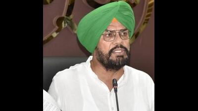 The minister demanded that a detailed project report and feasibility study be prepared for the construction of the dam at a technically suitable location. (HT)