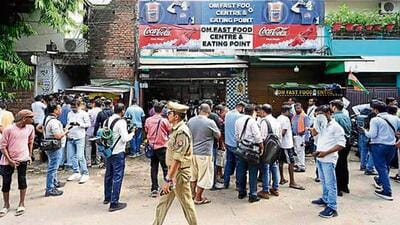 The second incident spot near Husadiya crossing in Lucknow, where the man fled after killing his wife and then killed his sister and himself. (Deepak Gupta/HT Photo)