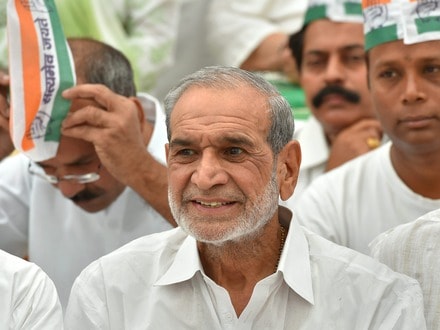 Former Congress MP Sajjan Kumar has died, Safdarjung Hospital authorities confirmed on Thursday, Aug 20