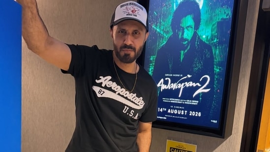 Pakistani singer Mustafa Zahid watched Awarapan 2 in theatres this week.