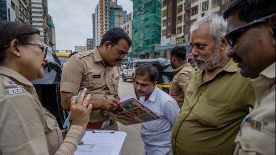 The enforcement has come at a difficult time for many drivers, who say the process of obtaining Marathi training and certificates has itself been cumbersome. (Satish Bate/Hindustan Times)