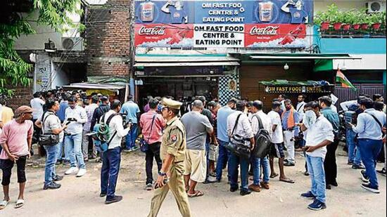 The second incident spot near Husadiya crossing in Lucknow, where the man fled after allegedly shooting his wife and then killed his sister and himself. (Deepak Gupta/HT)
