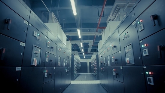 Data centres are a nightmare of political economy. (Pixabay)
