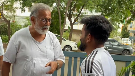 Tushar Gandhi, the great-grandson of Mahatma Gandhi, met Abhijeet Dipke, the founder of Cockroach Janta Party at his residence in Maharashtra (Abhijeet Dipke on X)