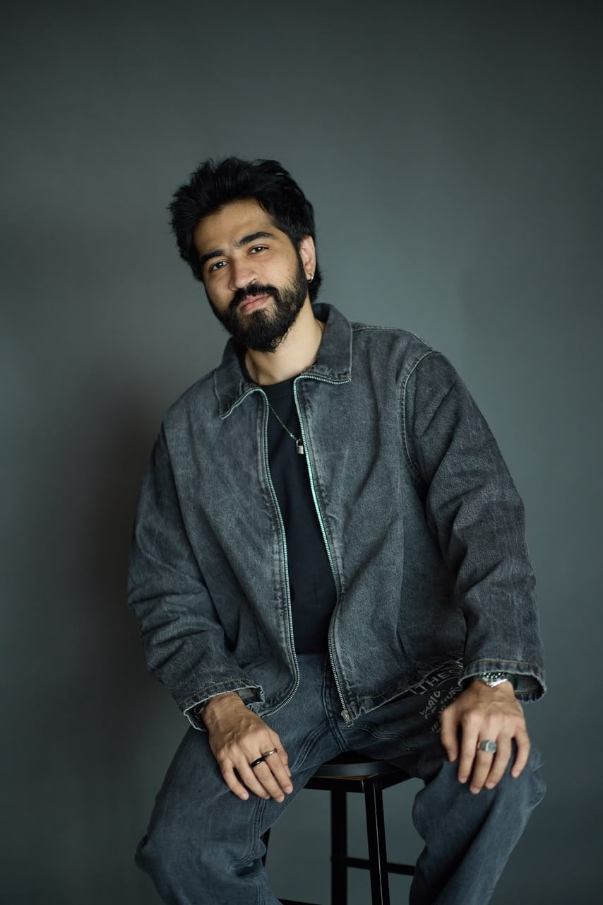 Bilal Siddiqui has co-written Awarapan 2 with Nitin Kakkar and Vishesh Bhatt. Bilal Siddiqui has co-written Awarapan 2 with Nitin Kakkar and Vishesh Bhatt.