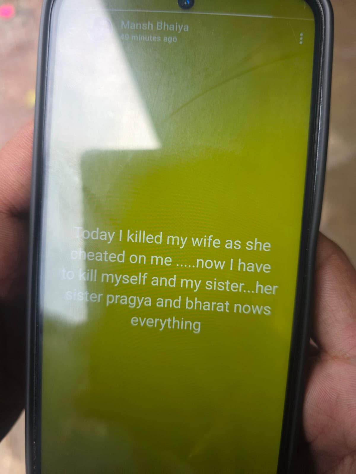 The husband uploaded a WhatsApp status after killing his wife. (HT Photo) The husband uploaded a WhatsApp status after killing his wife. (HT Photo)