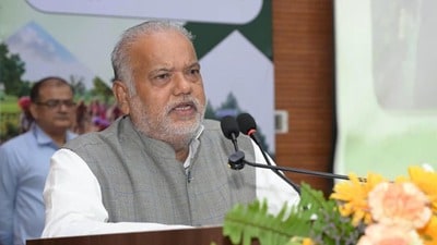 চিনির দাম বাড়তেই 'অদ্ভূত' সাফাই বিহারের মন্ত্রীর (Photo by Santosh Kumar/ Hindustan Times)