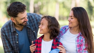 Parents should support their children, but not monitor everything excessively! (Picture credit: Freepik) Parents should support their children, but not monitor everything excessively! (Picture credit: Freepik)