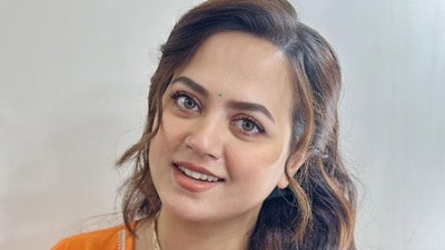 এবার অহনা দত্ত! জি বাংলার ‘তারে ধরি ধরি..’ ছাড়লেন ‘কুন্তলিনী’, বিগ বসে যাচ্ছেন? এবার অহনা দত্ত! জি বাংলার ‘তারে ধরি ধরি..’ ছাড়লেন ‘কুন্তলিনী’, বিগ বসে যাচ্ছেন?