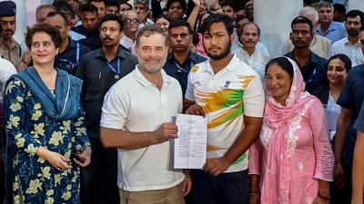 Lok Sabha LoP Rahul Gandhi and Sahil Lochav show the FIR copy after Delhi Police registered an FIR on Lochav's complaint as he had suffered pellet gun injuries during the July 20 protest. (@INCIndia/X) Lok Sabha LoP Rahul Gandhi and Sahil Lochav show the FIR copy after Delhi Police registered an FIR on Lochav's complaint as he had suffered pellet gun injuries during the July 20 protest. (@INCIndia/X)