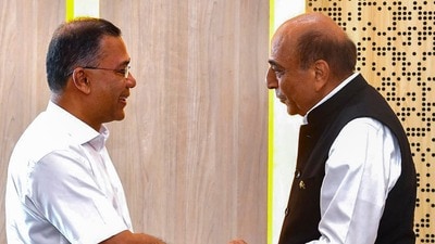 তারেক রহমানের ভারত সফর নিয়ে ফের নিজেদের অবস্থান স্পষ্ট করল বাংলাদেশ। (@ihcdhaka) তারেক রহমানের ভারত সফর নিয়ে ফের নিজেদের অবস্থান স্পষ্ট করল বাংলাদেশ। (@ihcdhaka)