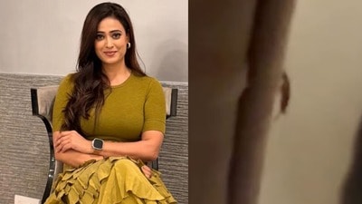 రెడ్ బుల్తోపాటు ఫ్రీగా బొద్దింకను కూడా పంపారు, అది ఇల్లంతా తిరుగుతోంది- అసలైన సింగంకు సీరియల్ నటి ఫిర్యాదు రెడ్ బుల్తోపాటు ఫ్రీగా బొద్దింకను కూడా పంపారు, అది ఇల్లంతా తిరుగుతోంది- అసలైన సింగంకు సీరియల్ నటి ఫిర్యాదు