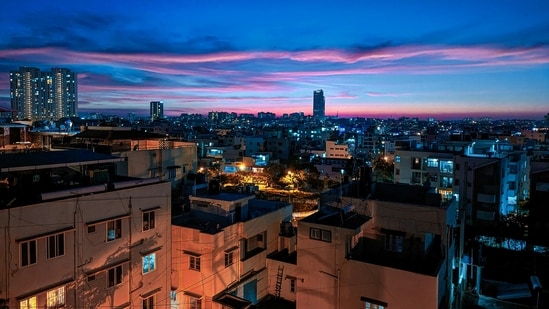 Bengaluru flat hunt turns into unexpected job opportunity.