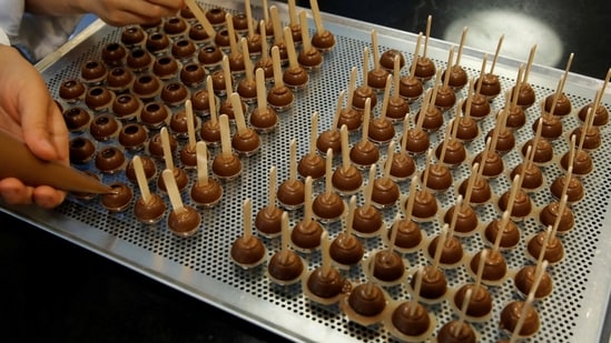 Chocolate has never hit the spot, with the average Chinese eating just 100g a year—a mere hundredth of what a French person guzzles. (REUTERS FILE)
