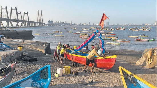 Mumbai, India - 20th May 2019:- Fishermen parking a new boat after the pooja at Worli Koliwada, Mumbai, India, on May 20 2019. (Photo by Aalok Soni/ Hindustan Times)
