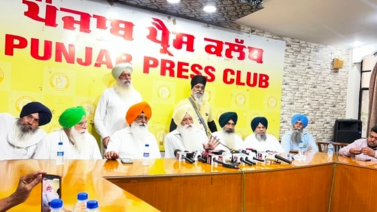 In view of the bandh, the SGPC has also postponed its executive committee scheduled at its headquarters in Amritsar to August 22. (HT Photo)