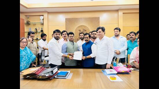 The remarks came a day after Pune Municipal Corporation (PMC) house leader and BJP corporator Ganesh Bidkar wrote to deputy chief minister Sunetra Pawar (HT)