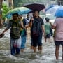 হাওয়া অফিস জানিয়েছে, শুক্রবার থেকে রবিবার পর্যন্ত কলকাতা-সহ দক্ষিণবঙ্গের সব জেলাতেই বিক্ষিপ্ত বৃষ্টি হতে পারে।(Shyamal Maitra)