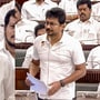 ఉచిత కార్ల ఆఫర్‌ను తిరస్కరించిన డీఎంకే: తమిళనాడు అసెంబ్లీలో కాక
