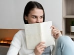 That magical old book smell? It's vanilla, almond and chocolate notes from decaying paper. Science calls it 'material degradomics'. (Freepik)