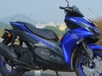 Yamaha Aerox 155 is basically a scooter that uses the tried-and-tested technology from YZF-R15.