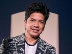 Shantanu Mukherji, popularly known as Bollywood singer Shaan, and his wife, Radhika Mukherji, have purchased three flats in Bandra West, Mumbai, for a total consideration of  <span class='webrupee'>₹</span>47.64 crore