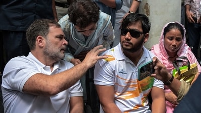 Leader of Opposition in Lok Sabha Rahul Gandhi, along with Sahil Lochav, who suffered pellet gun injuries during the Jantar Mantar students' protest, at the Parliament Street Police Station to file a complaint. (ANI) Leader of Opposition in Lok Sabha Rahul Gandhi, along with Sahil Lochav, who suffered pellet gun injuries during the Jantar Mantar students' protest, at the Parliament Street Police Station to file a complaint. (ANI)