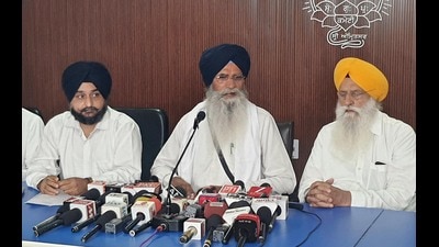 The decisions were taken at a meeting of the executive committee chaired by SGPC president Harjinder Singh Dhami. (HT File) The decisions were taken at a meeting of the executive committee chaired by SGPC president Harjinder Singh Dhami. (HT File)