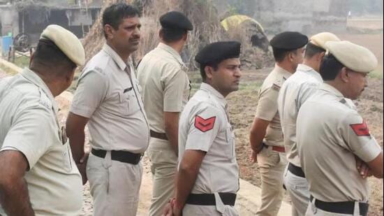 Sagar Lokayukta superintendent of police DK Rathore said that an FIR has been registered against Ramesh Ahirwar, his wife Sahodra Bai, Saurabh Ahirwar and his brother Ankit Ahirwar. (File Photo/Representative)
