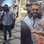మెగా ఫ్యాన్స్‌కు రామ్ చ‌ర‌ణ్ స‌ర్‌ప్రైజ్‌.. చిరంజీవి కోసం వ‌చ్చిన అభిమానుల‌తో చెర్రీ.. వీడియో వైర‌ల్‌