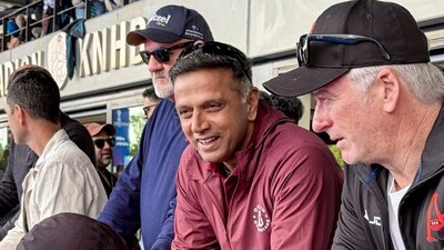 Former Indian cricketer Rahul Dravid, centre, former Australian cricketer Steve Waugh. (PTI )