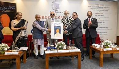 (L-R) Sudhamahi Reunathan, Harivansh, Prof Andrew M Ramroop, Sunil Sethi, Ashok Kumar Bal, Chandradath Singh (Raajessh Kashyap/HT) (L-R) Sudhamahi Reunathan, Harivansh, Prof Andrew M Ramroop, Sunil Sethi, Ashok Kumar Bal, Chandradath Singh (Raajessh Kashyap/HT)