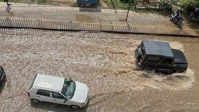Tulip Chowk, Sector 10, Airia Mall, Hero Honda Chowk and other stretches remained waterlogged, with some roads reporting knee-deep water. (Parveen Kumar/HT) Tulip Chowk, Sector 10, Airia Mall, Hero Honda Chowk and other stretches remained waterlogged, with some roads reporting knee-deep water. (Parveen Kumar/HT)