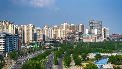 India's 28 big listed real estate firms' collective sales bookings fell 21 per cent to nearly ₹40,000 crore in the latest June quarter due to lower volumes. (Photo for representational purposes only) (Sunil Ghosh/ Hindustan Times) India's 28 big listed real estate firms' collective sales bookings fell 21 per cent to nearly ₹40,000 crore in the latest June quarter due to lower volumes. (Photo for representational purposes only) (Sunil Ghosh/ Hindustan Times)