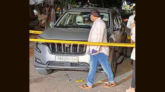 Forensic examination has found evidence indicating that the victim was holding the pistol when the shot was fired. (HT Photo)