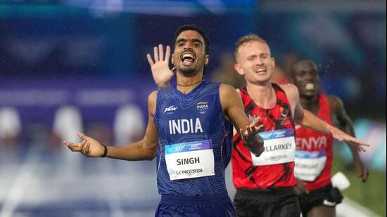 Gulveer Singh competes in the 10,000 meters final at the Commonwealth Games in Glasgow. (AP)