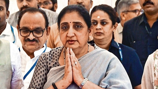 Saturday’s meeting was chaired by Sunetra Pawar and attended by national working president Praful Patel, state president Sunil Tatkare, and ministers Chhagan Bhujbal, Dilip Walse Patil, Hasan Mushrif and Narhari Zirwal, as well as party disciplinary committee chief Jay Pawar. (HT Photo)