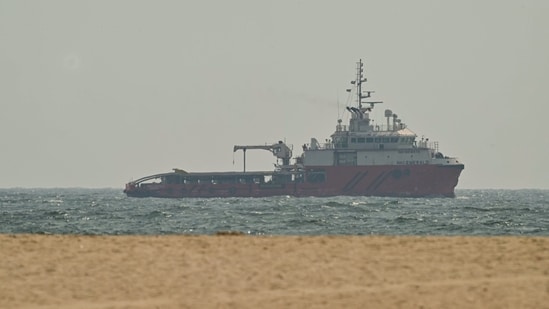 Search operations underway to trace 22 crew members after Panama-flagged vessel sinks in Bay of Bengal.