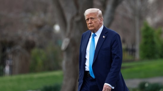 Trump's 50% Canada tariffs could raise costs, push up prices and hurt US businesses as retaliation risks grow, adding pressure to the US economy.