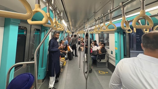 Foreigner shares take on Mumbai’s beaches and Metro.(X/@LeeKuanYimby)