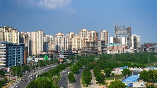 India's 28 big listed real estate firms' collective sales bookings fell 21 per cent to nearly <span class='webrupee'>₹</span>40,000 crore in the latest June quarter due to lower volumes. (Photo for representational purposes only)